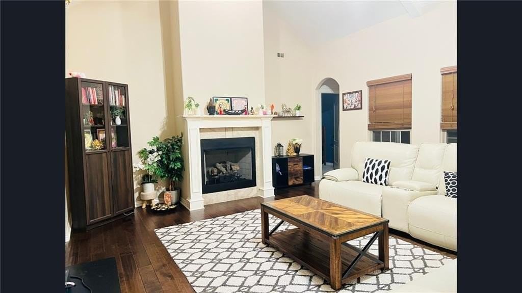 402 Sw Arch St - Photo 6 of 26