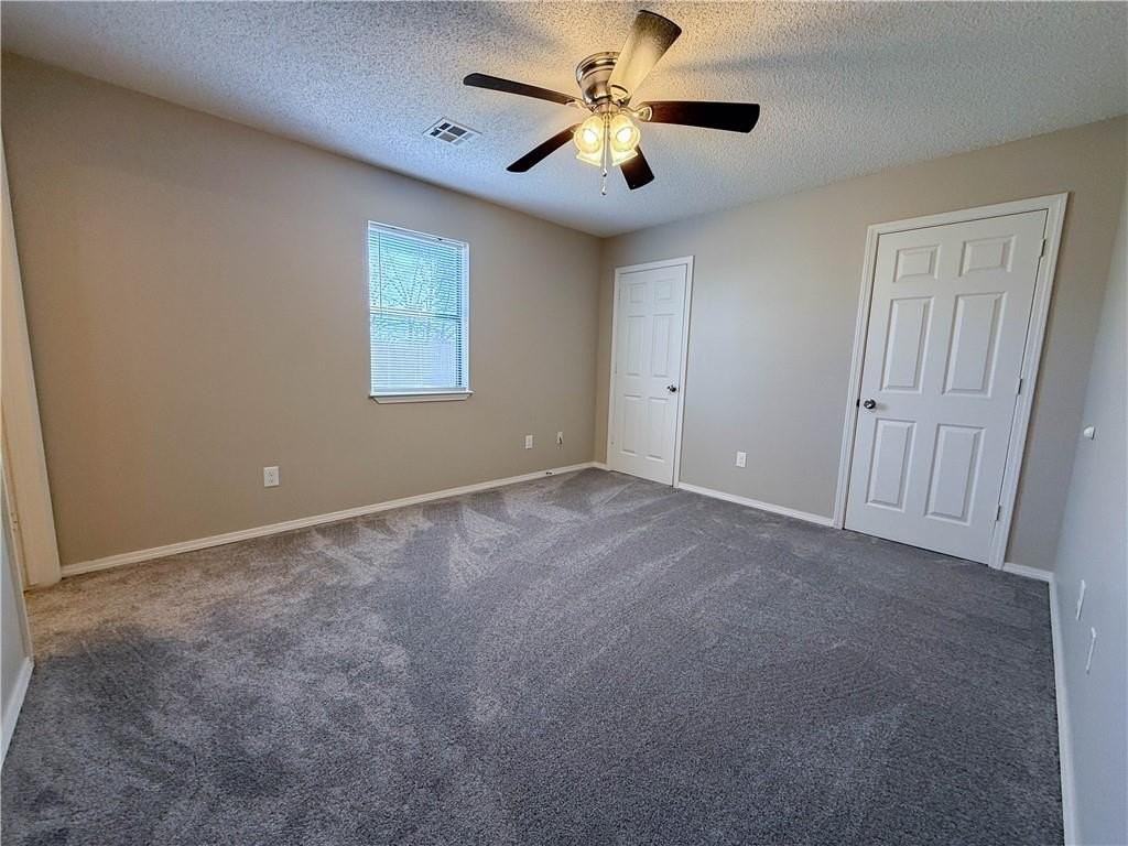 1214 Ne Monroe St - Photo 7 of 12