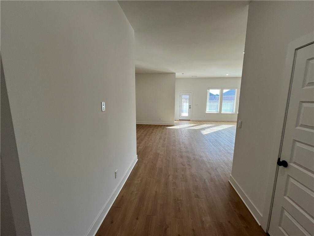 7004 E Sugarloaf St - Photo 2 of 25