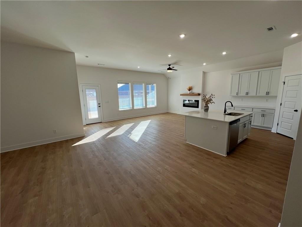 7004 E Sugarloaf St - Photo 3 of 25