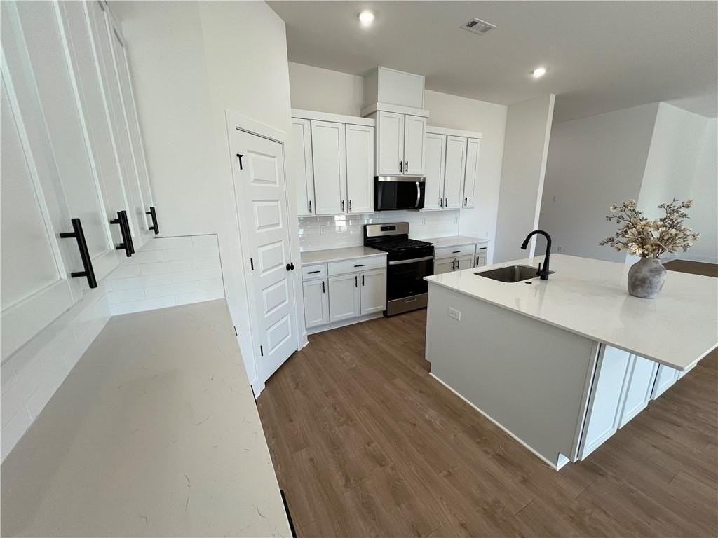 7004 E Sugarloaf St - Photo 7 of 25