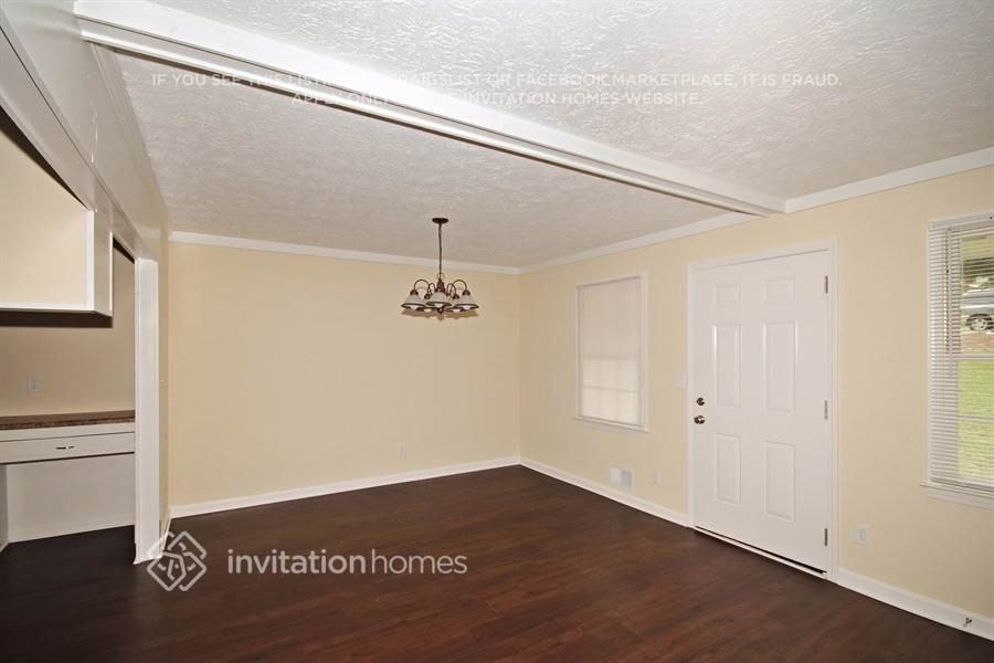 396 Sancho Dr - Photo 2 of 14