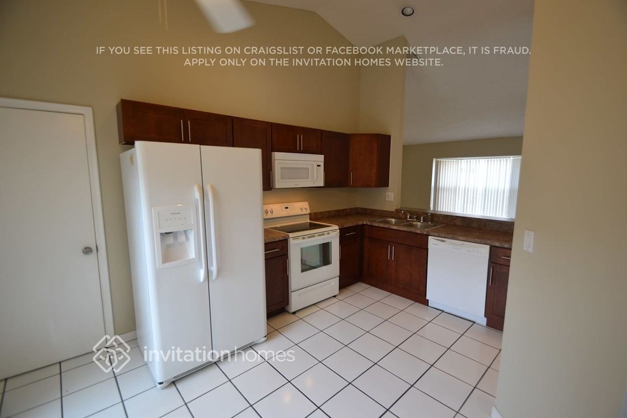 9900 Sw 59th Ct - Photo 5 of 15