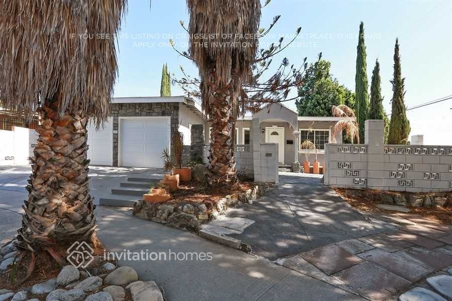 8002 Crosnoe Ave - Photo 2 of 20