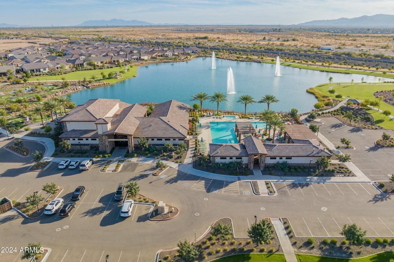 24670 N 171st Ln - Photo 2 of 50