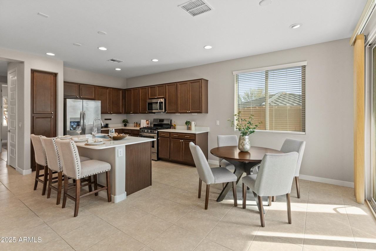 24670 N 171st Ln - Photo 3 of 50