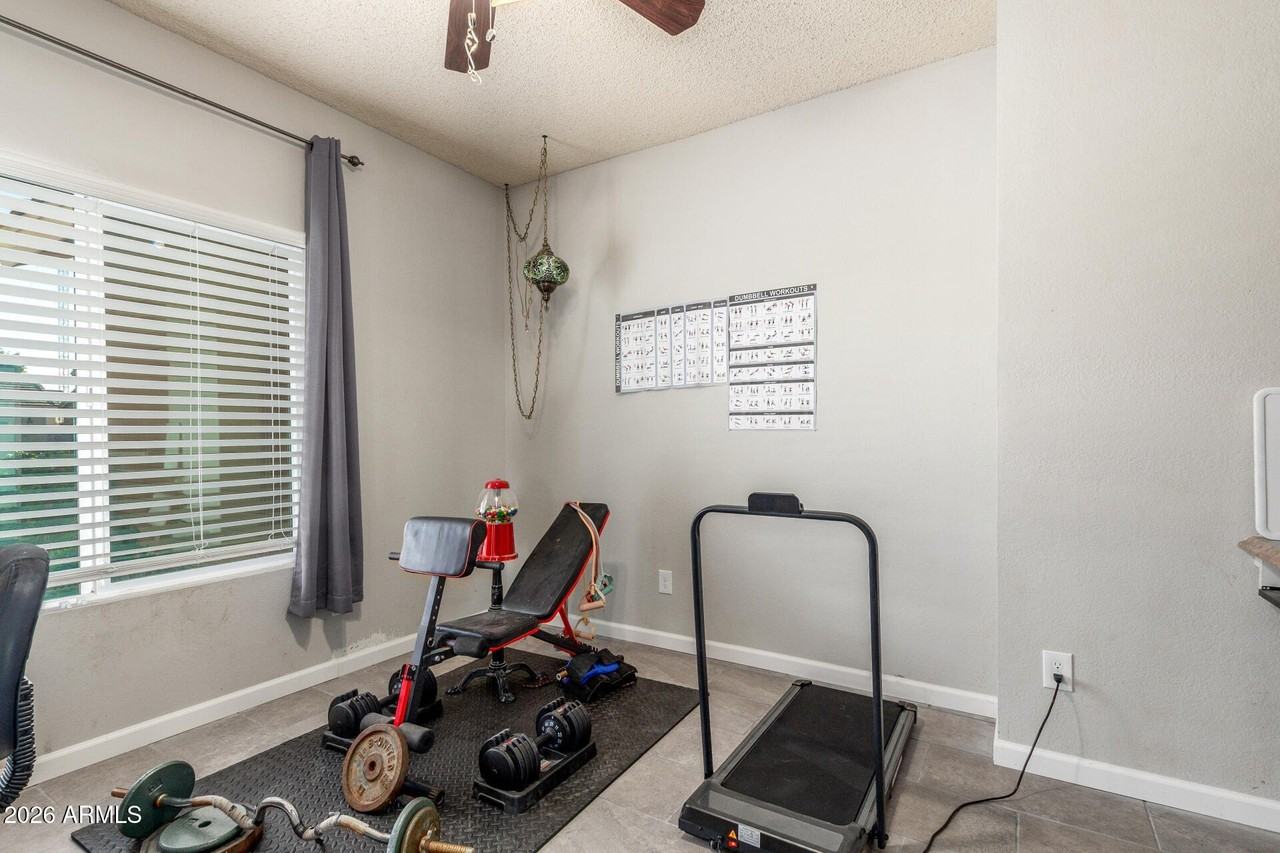 5210 E Elmwood Cir - Photo 5 of 24