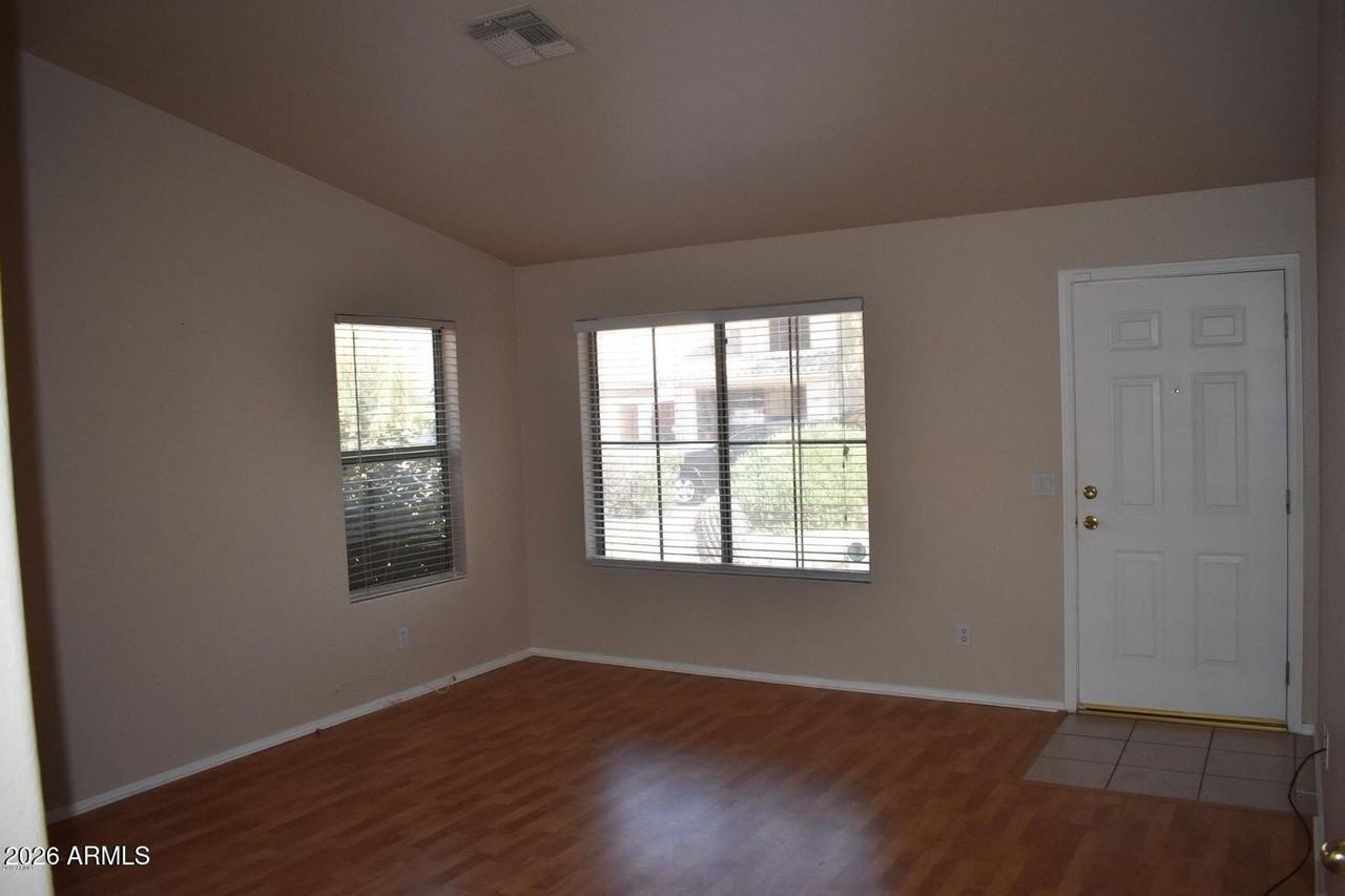 1421 W Canary Way - Photo 2 of 11