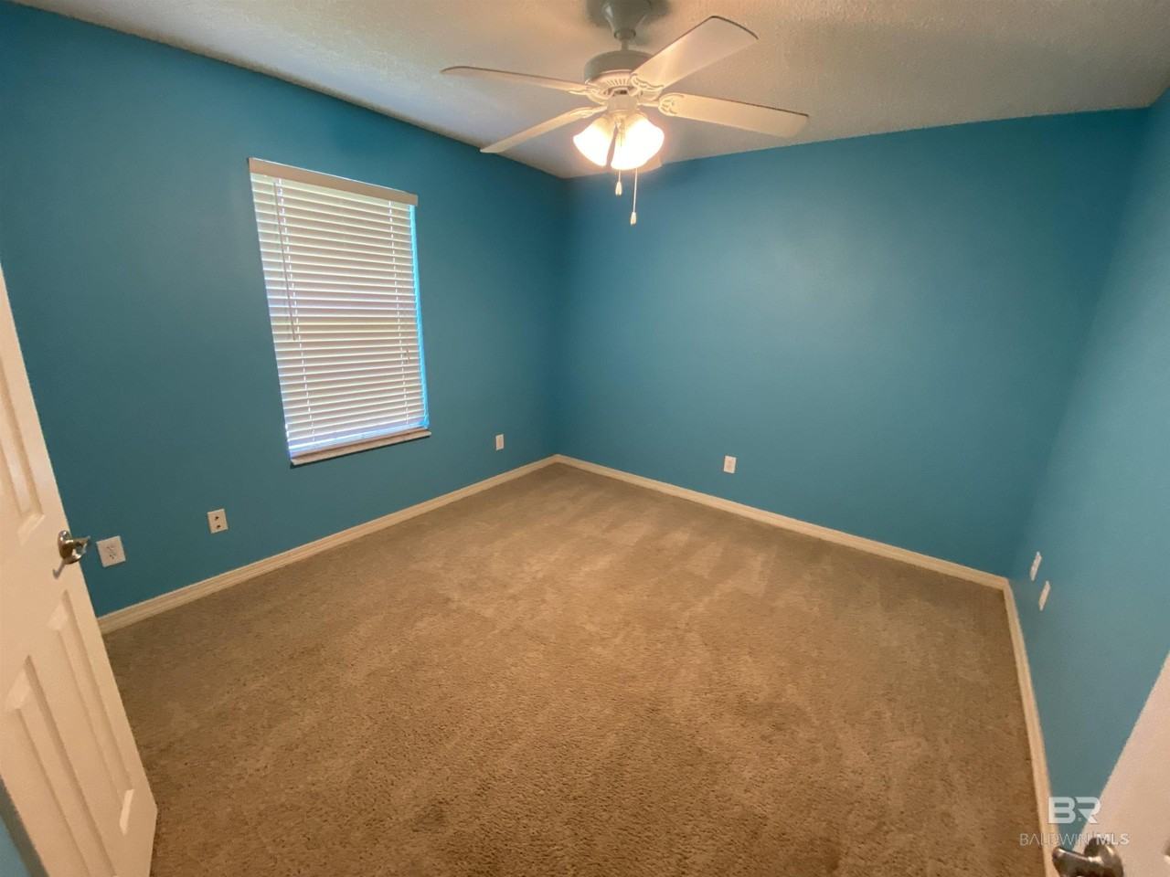 13324 Cathedral Ln - Photo 7 of 16