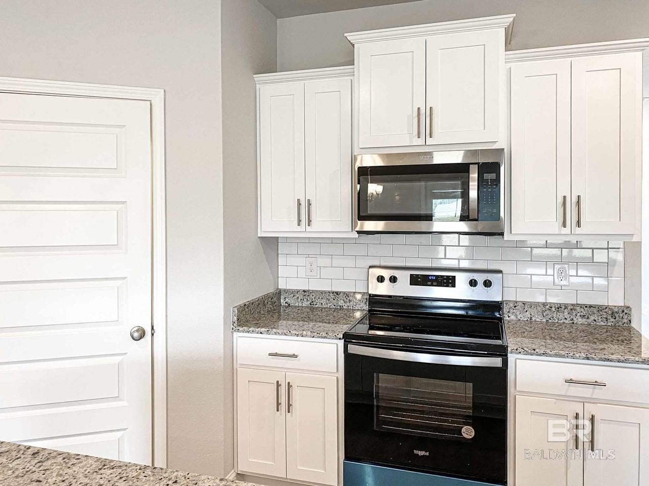 23317 Lieutenant Ave - Photo 2 of 20