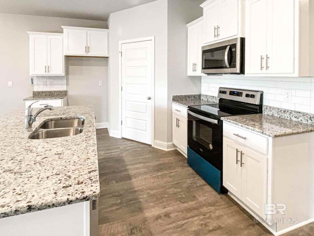 23317 Lieutenant Ave - Photo 4 of 20