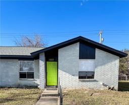 1227 Airline Dr - Photo 1 of 1