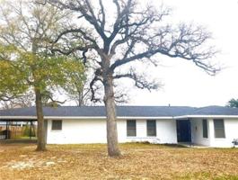 featured image of 3401 Sandra Dr