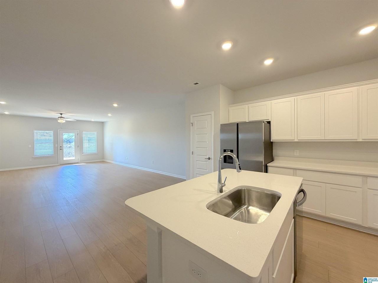 177 PROTESTANT DRIVE - Photo 5 of 34