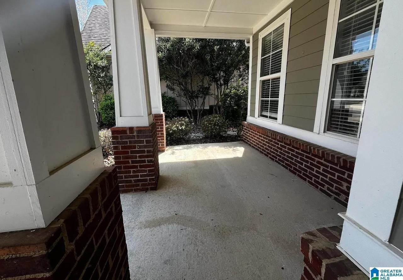 245 Appleford Rd - Photo 5 of 27