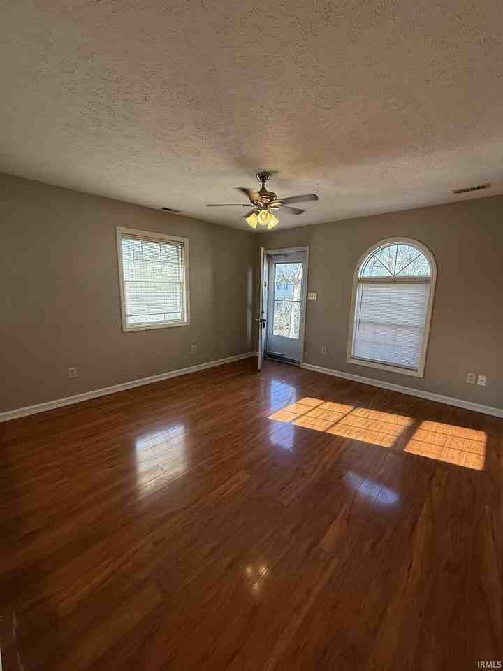 791 E Sherwood Hills Dr - Photo 4 of 18