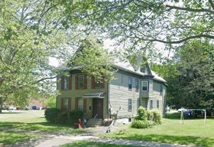 132 E Chemung Pl - Photo 1 of 1