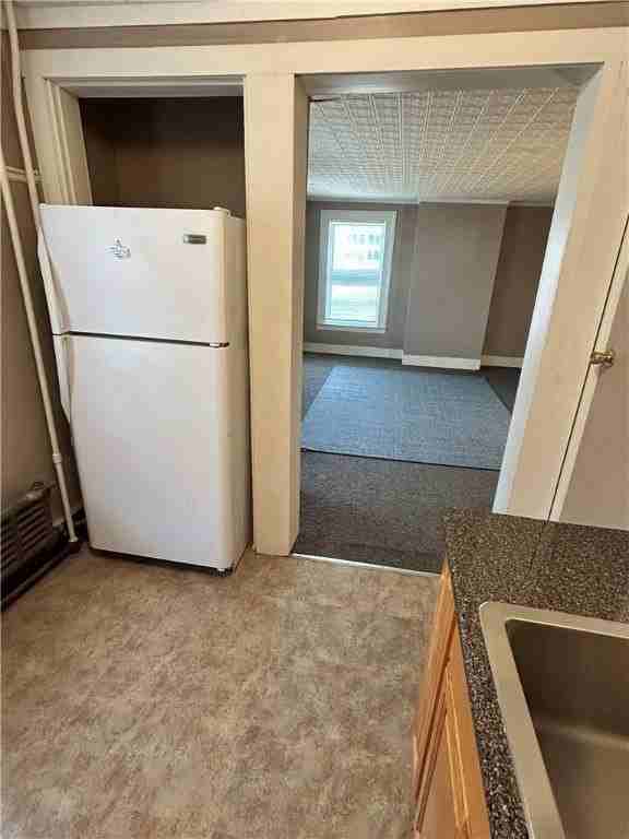 132 E Chemung Pl - Photo 4 of 10