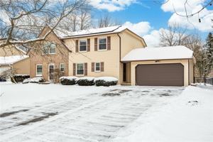 featured image of 16 Sanders Farm Dr