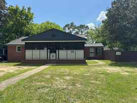 2704 Lee St Unit B1 #B1 - Photo 1 of 1