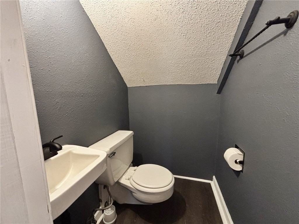 10802 Timbergrove Ln - Photo 5 of 15