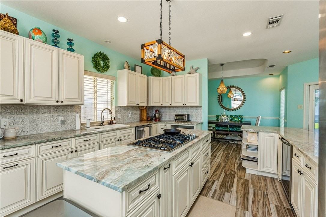 15649 Three Fathoms Bank Dr - Photo 3 of 14