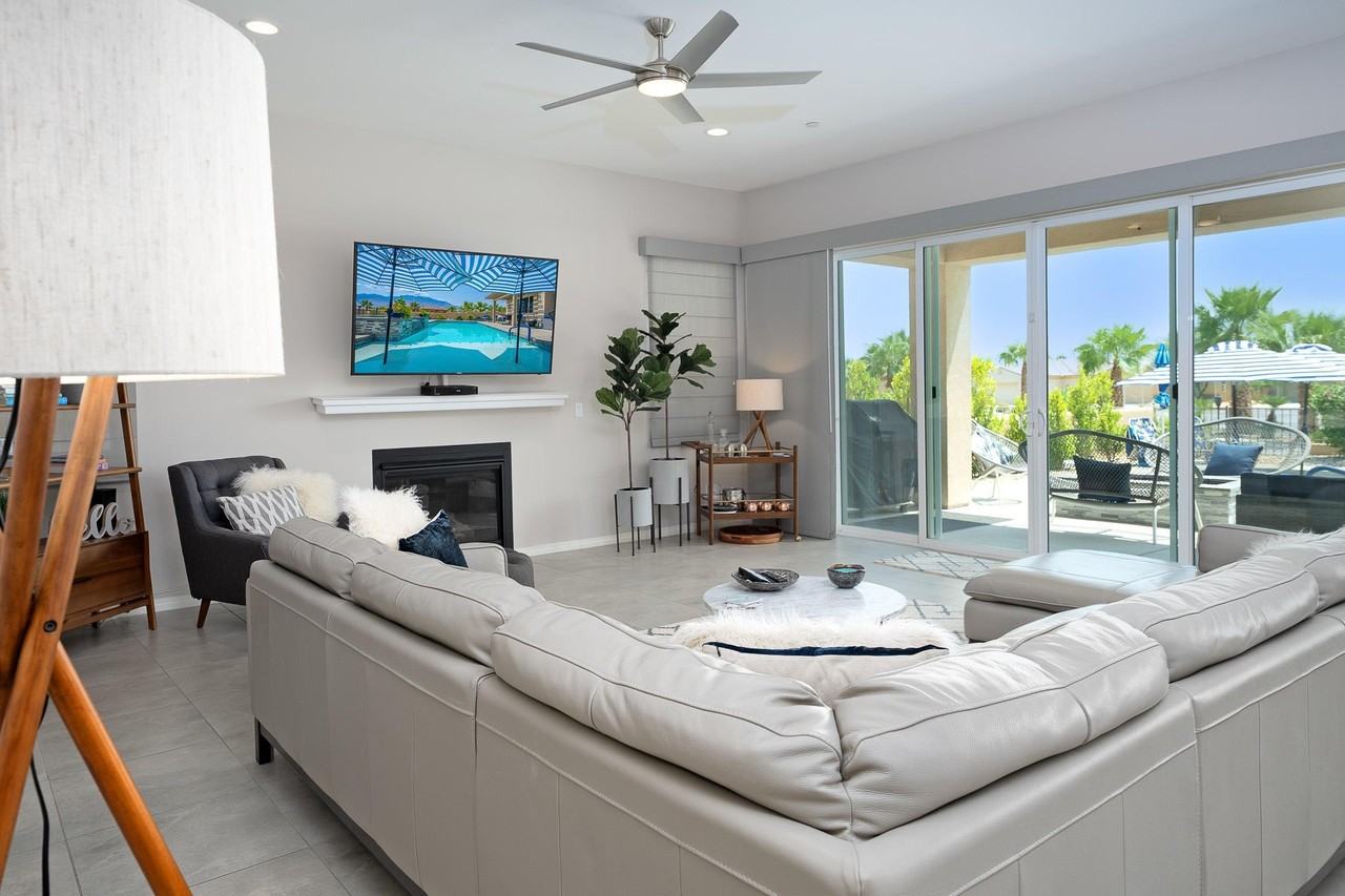 67385 Zuni Ct - Photo 3 of 42