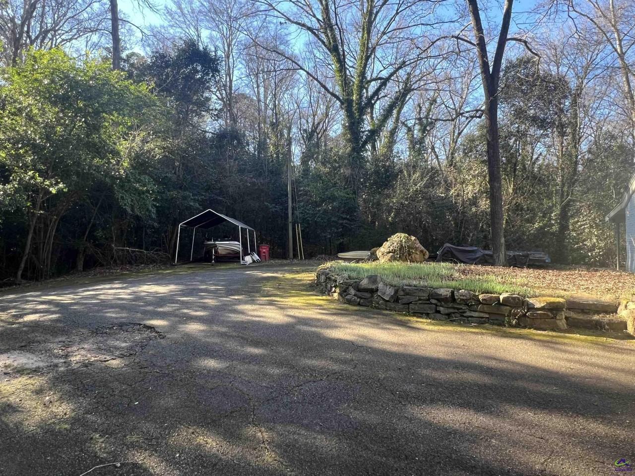 620 Laverne Pl - Photo 2 of 39