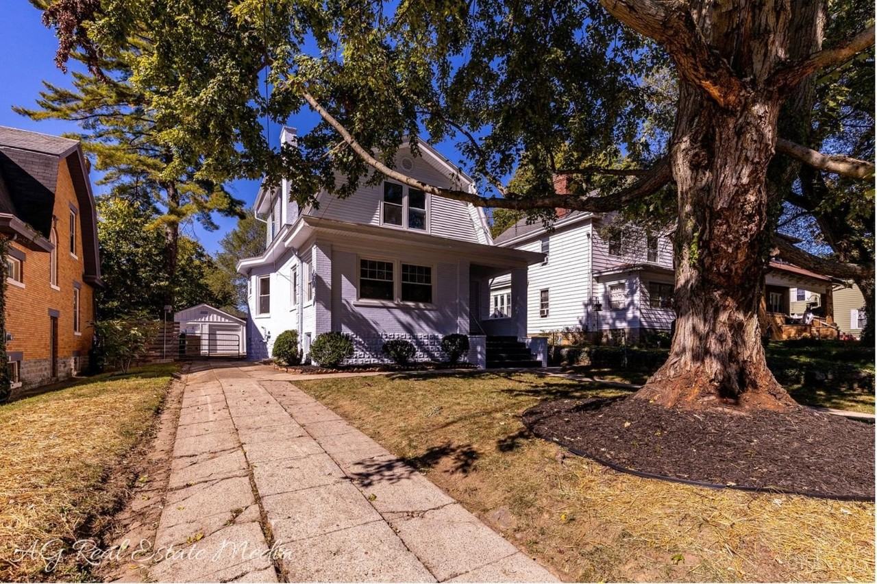 919 Sunset Ave - Photo 4 of 47