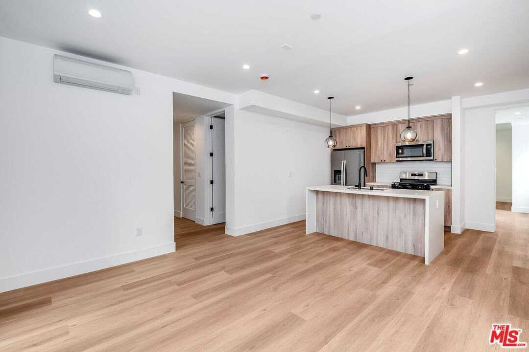 5321 Ben Ave Unit 3 #3