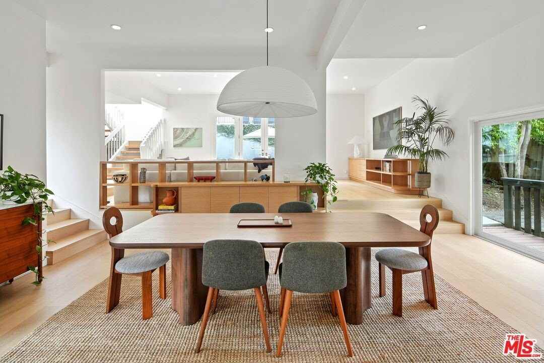 2418 Canyon Oak Dr - Photo 7 of 28