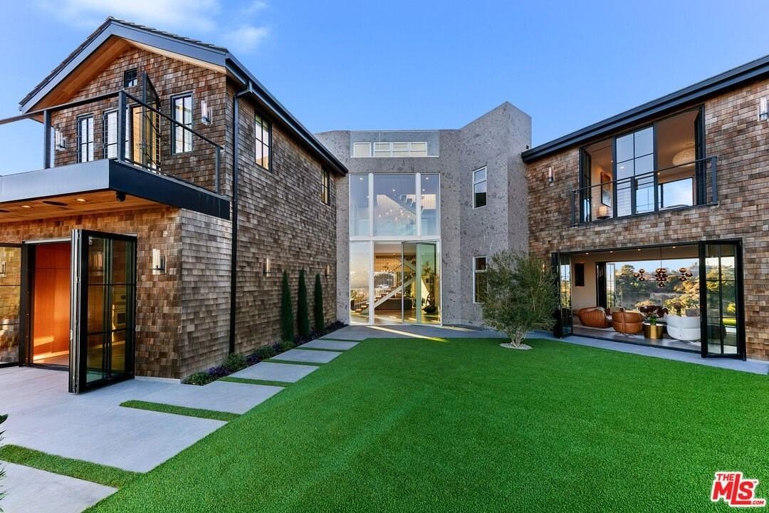 2020 Cyprean Dr - Photo 5 of 50