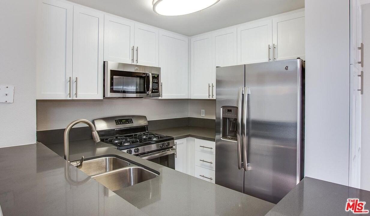 5952 Las Virgenes Rd Unit 55-701 #55-701 - Photo 2 of 8