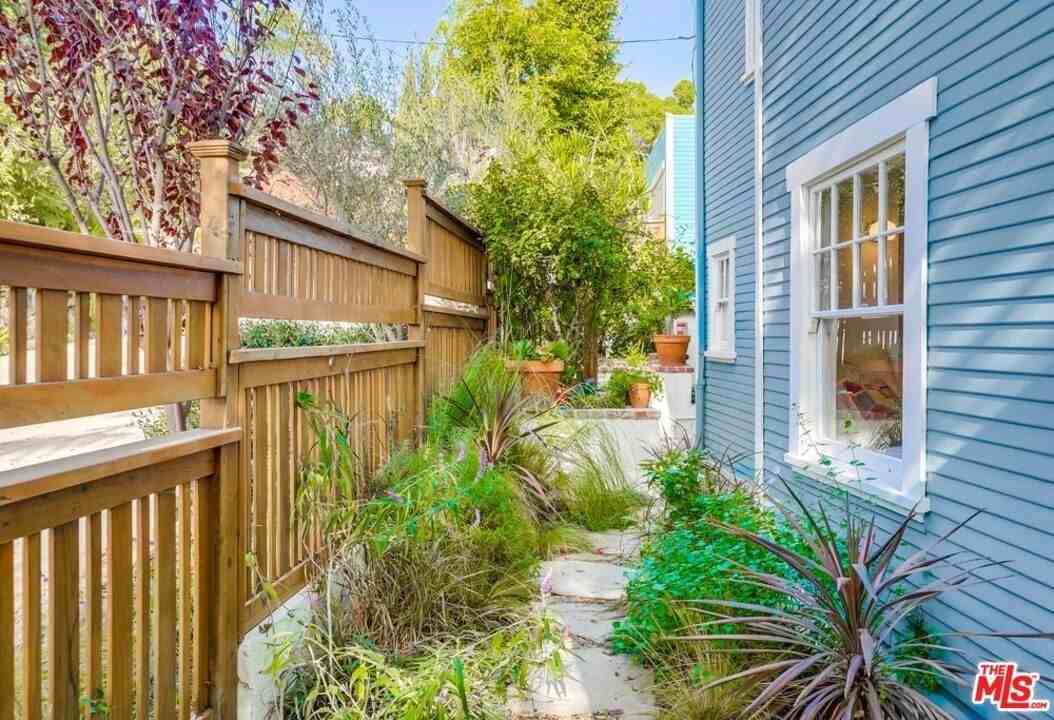 2154 Willetta St - Photo 4 of 43