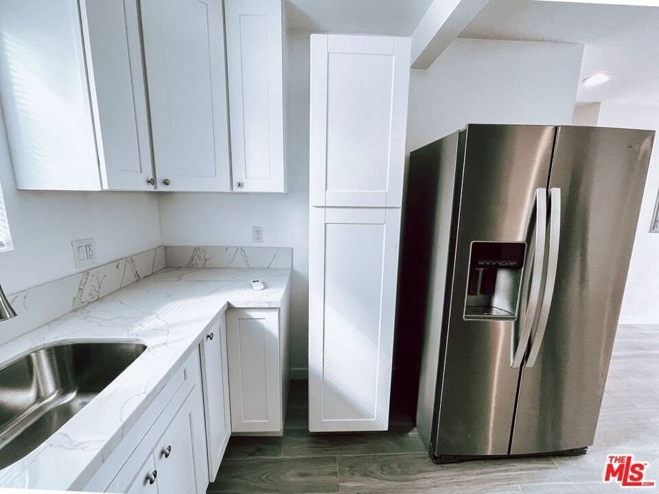 2450 W 60th St - Photo 4 of 16