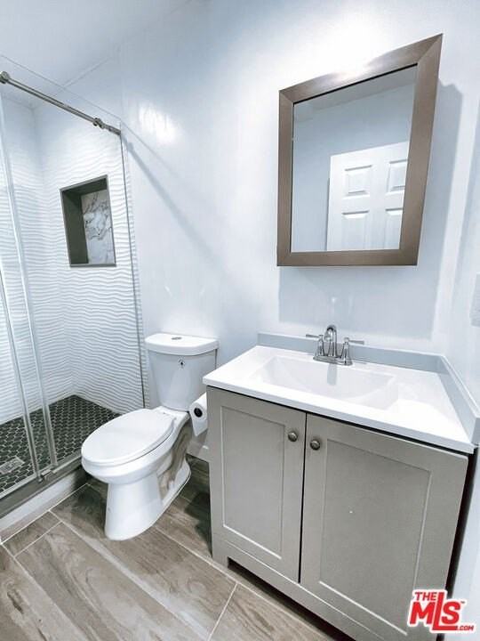 2450 W 60th St - Photo 6 of 16