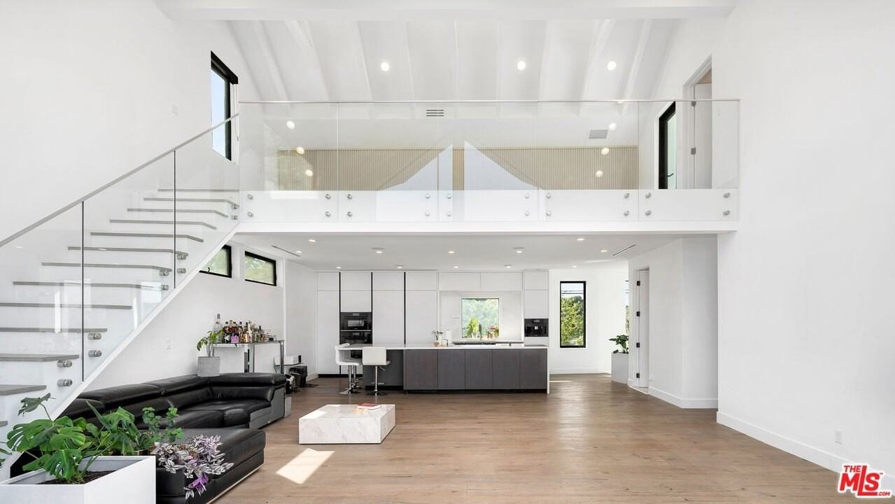 2021 Davies Way - Photo 3 of 50