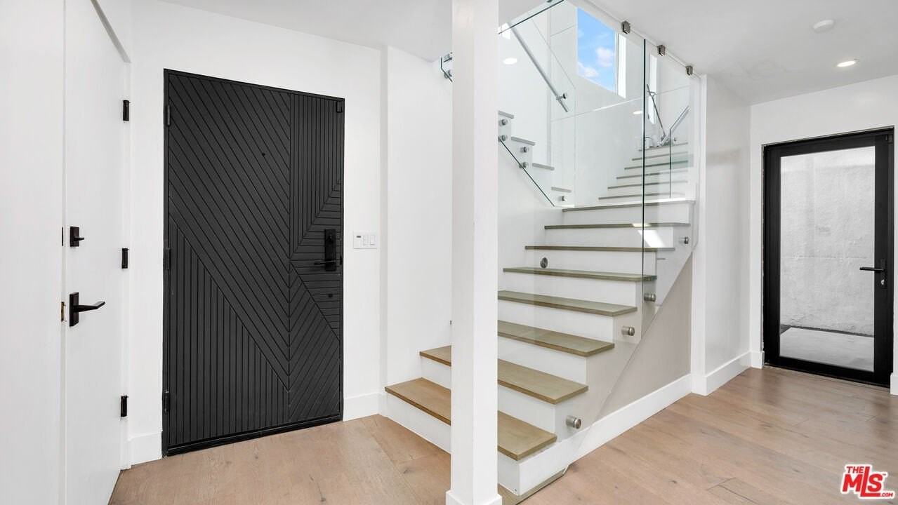 2021 Davies Way - Photo 4 of 50