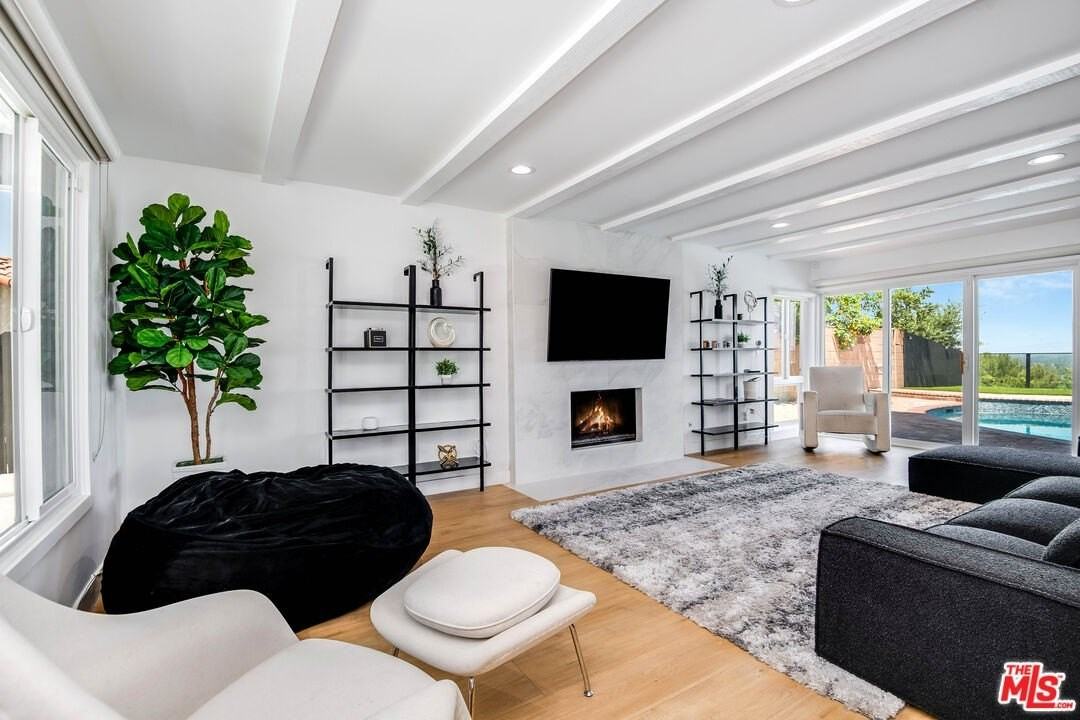 6426 Ellenview Ave - Photo 7 of 28