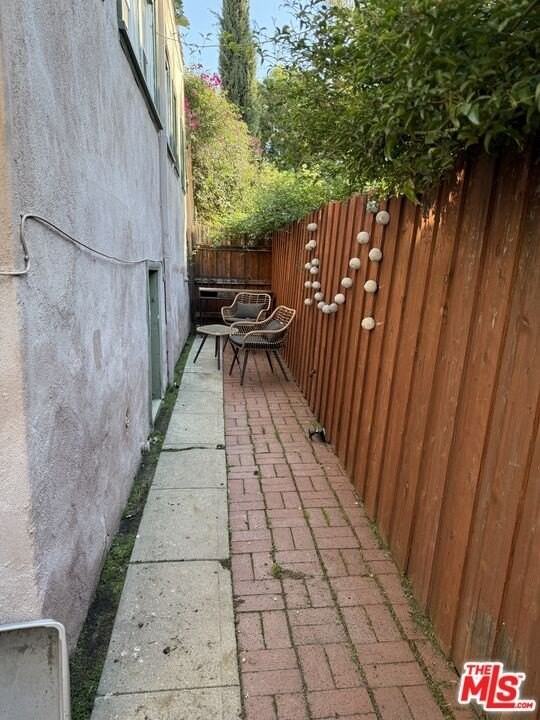 1667 Golden Gate Ave - Photo 3 of 19