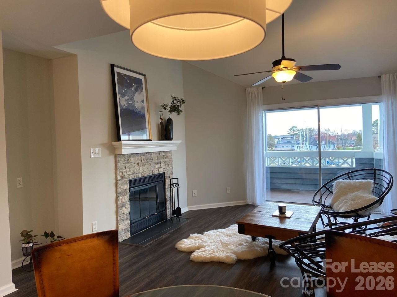 18711 Vineyard Point Ln - Photo 5 of 18