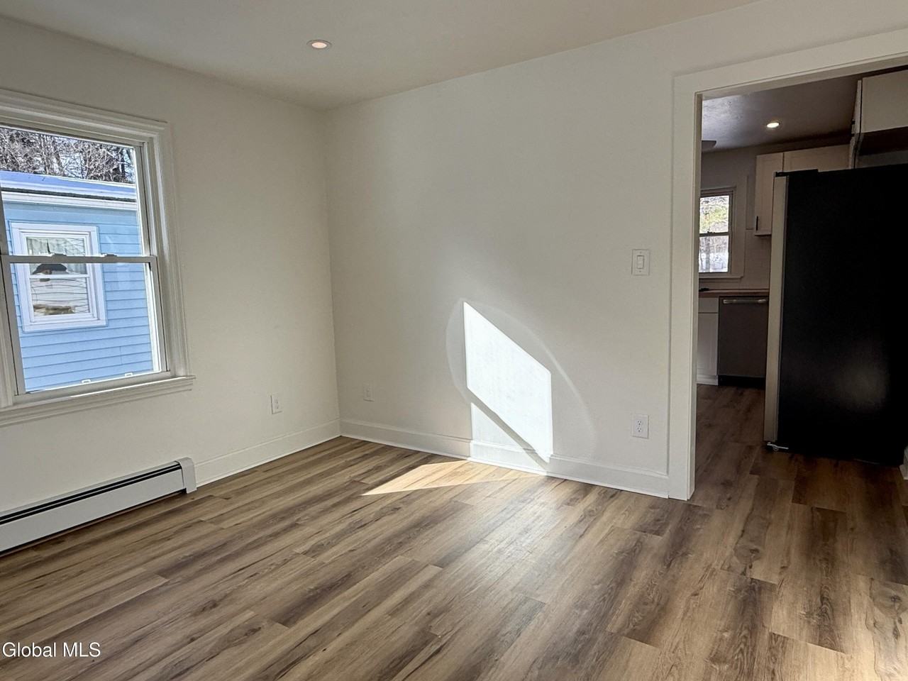 98 Willow St - Photo 6 of 10