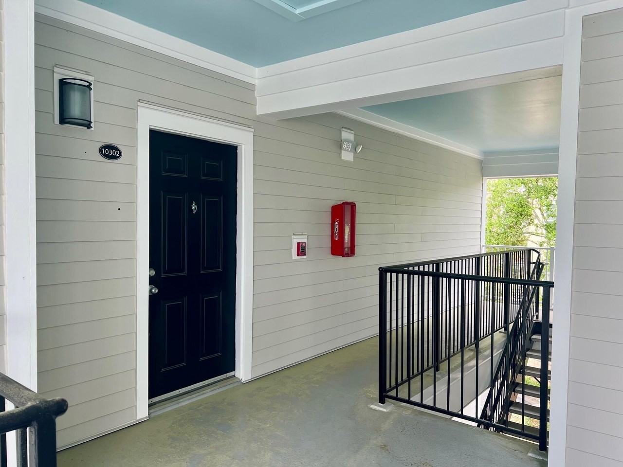 130 River Landing Dr Unit 10302 #10302 - Photo 4 of 34