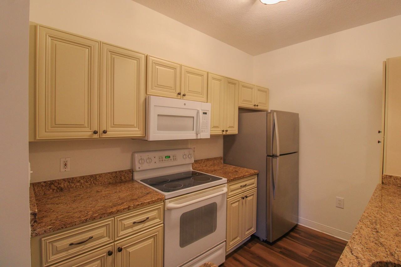 1300 Park W Boulevard unit: 401 #401 - Photo 6 of 23