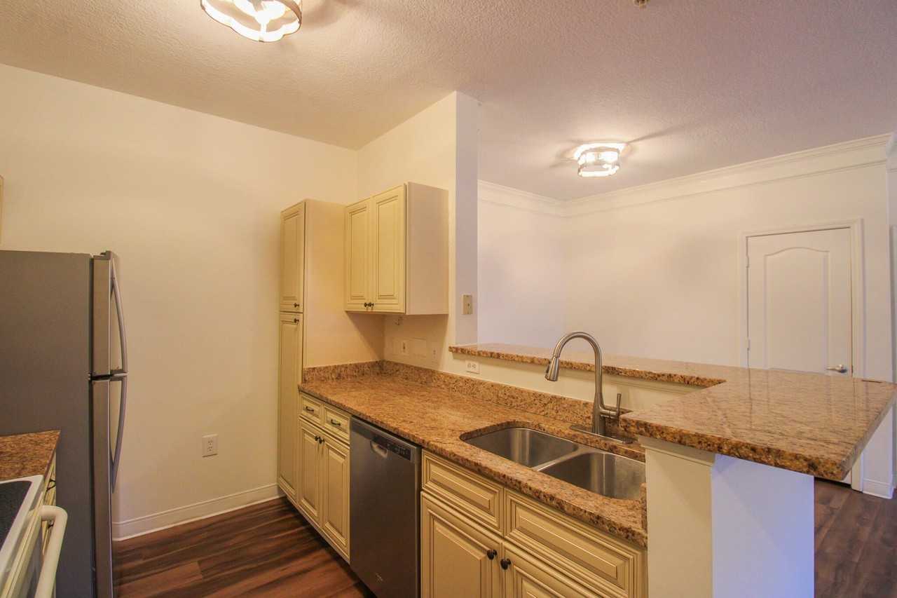 1300 Park W Boulevard unit: 401 #401 - Photo 7 of 23