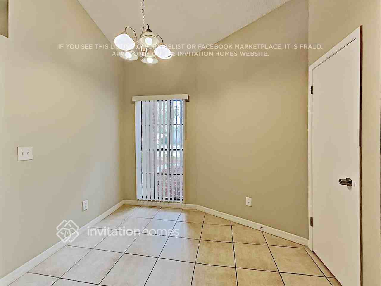 12111 Wildbrook Dr - Photo 6 of 17