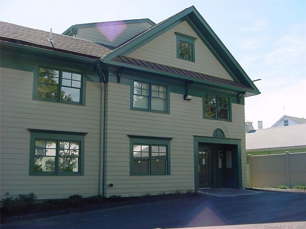 365 Westport Ave #2B - Photo 2 of 19