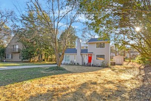 featured image of 7924 Park Vista Cir