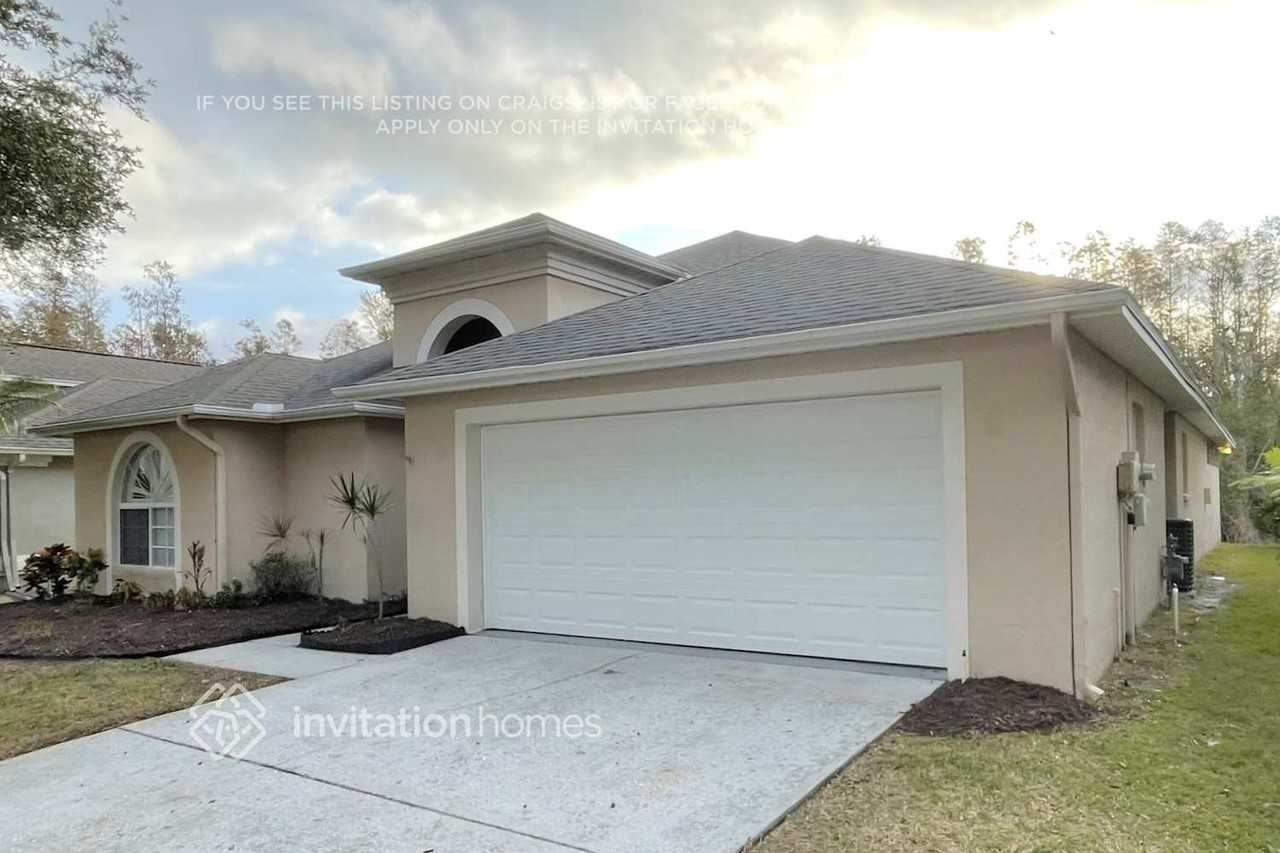 18823 Rue Loire - Photo 2 of 5