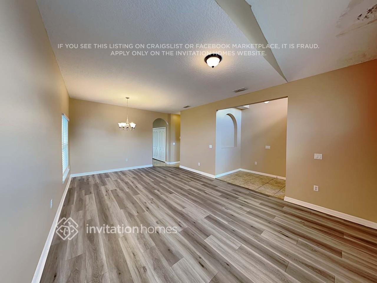 1730 J Lawson Blvd - Photo 4 of 9